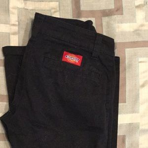 Women’s size 0 dickies pants